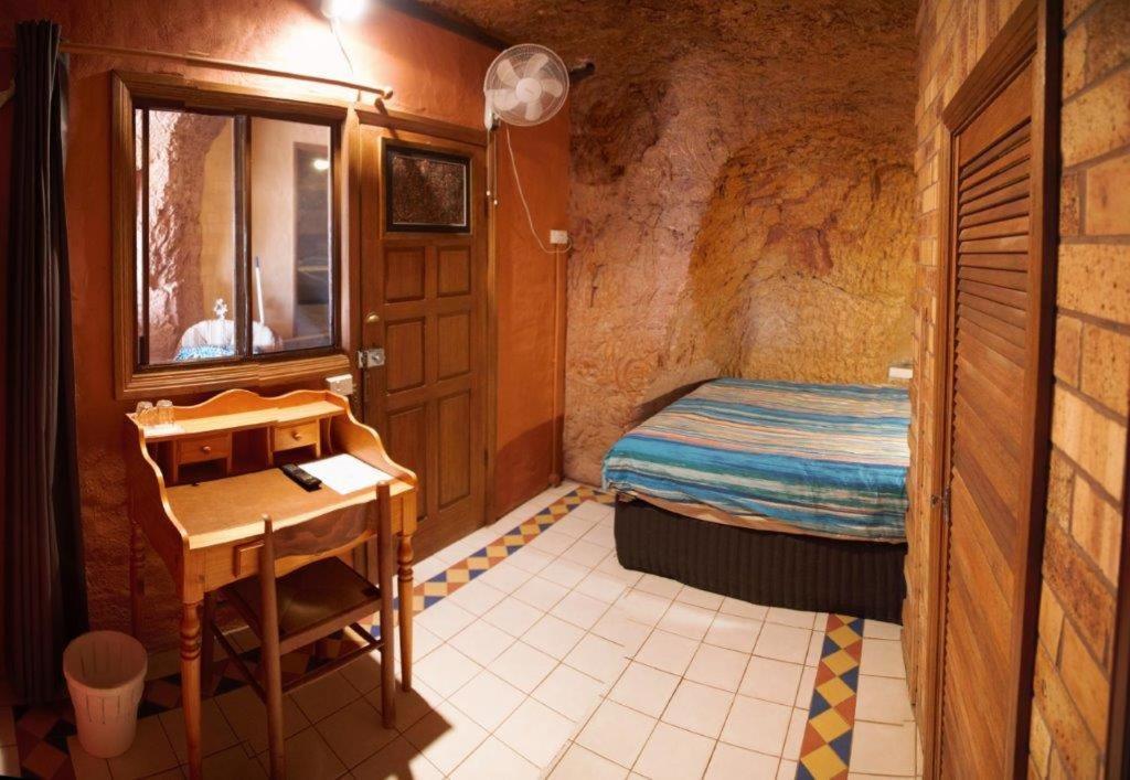 The Underground Motel Coober Pedy Esterno foto