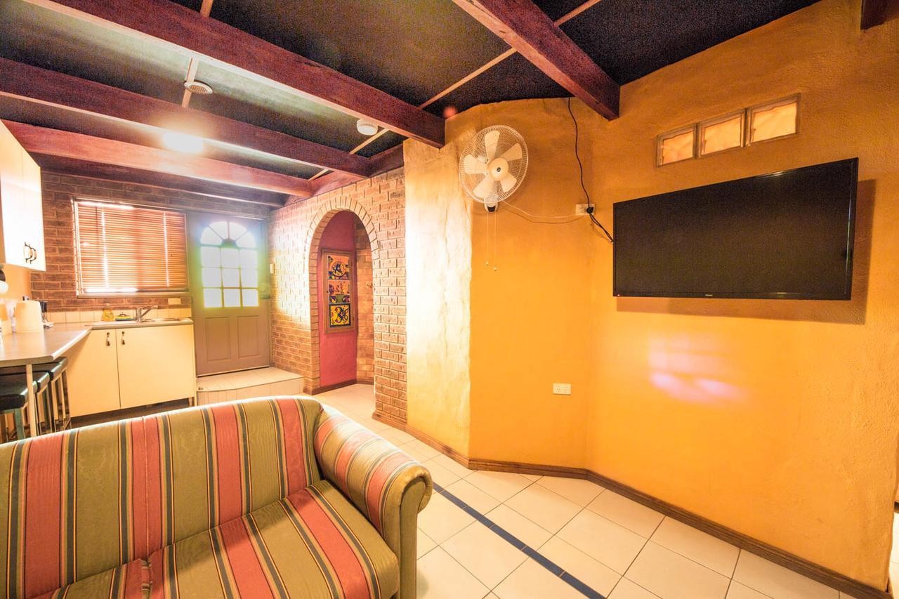 The Underground Motel Coober Pedy Esterno foto