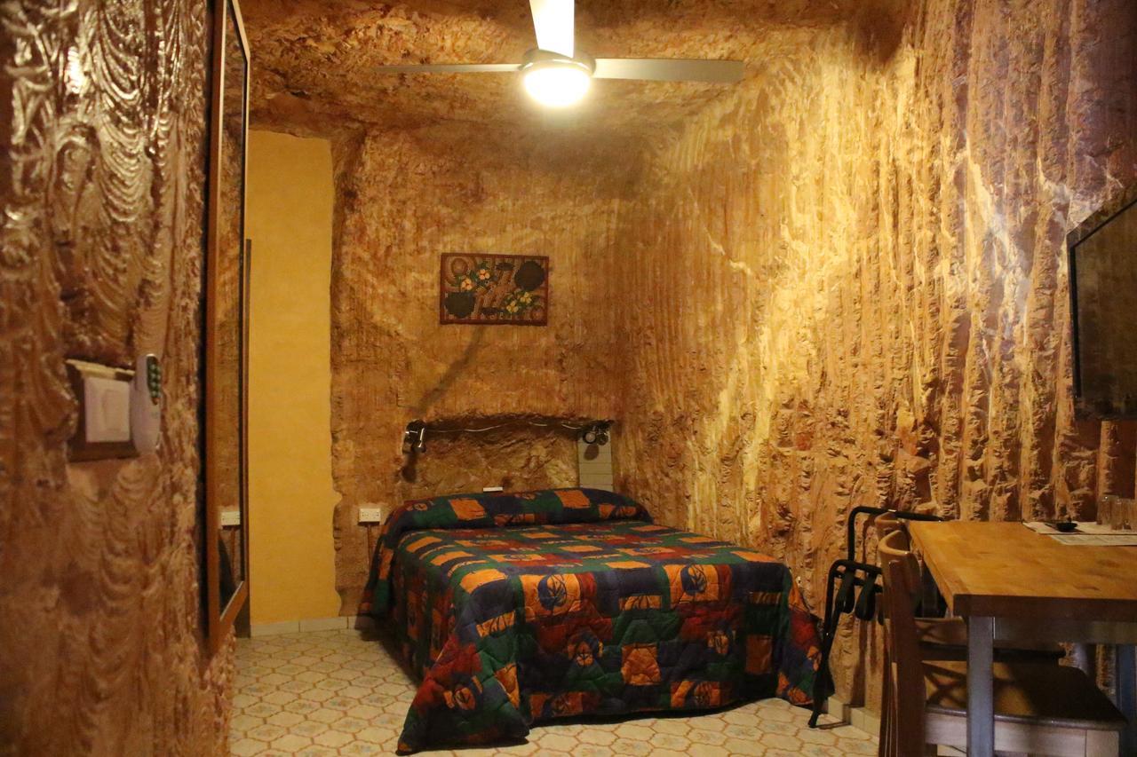 The Underground Motel Coober Pedy Esterno foto